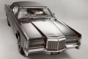 Lincoln Continental Mark V
